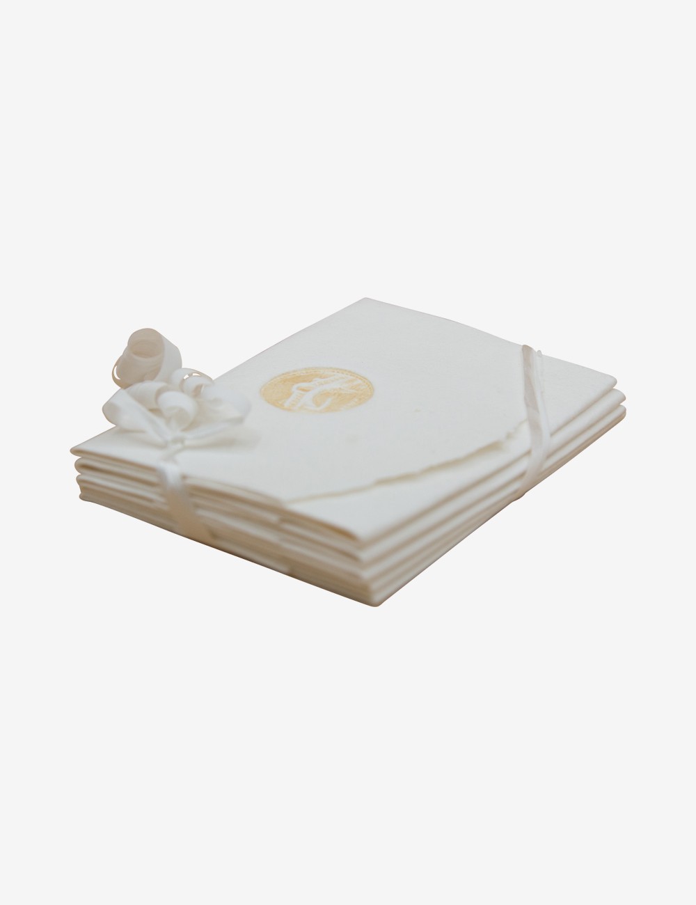 Set of envelopes / wedding invitations round: Cotton paper envelope with  embossed print