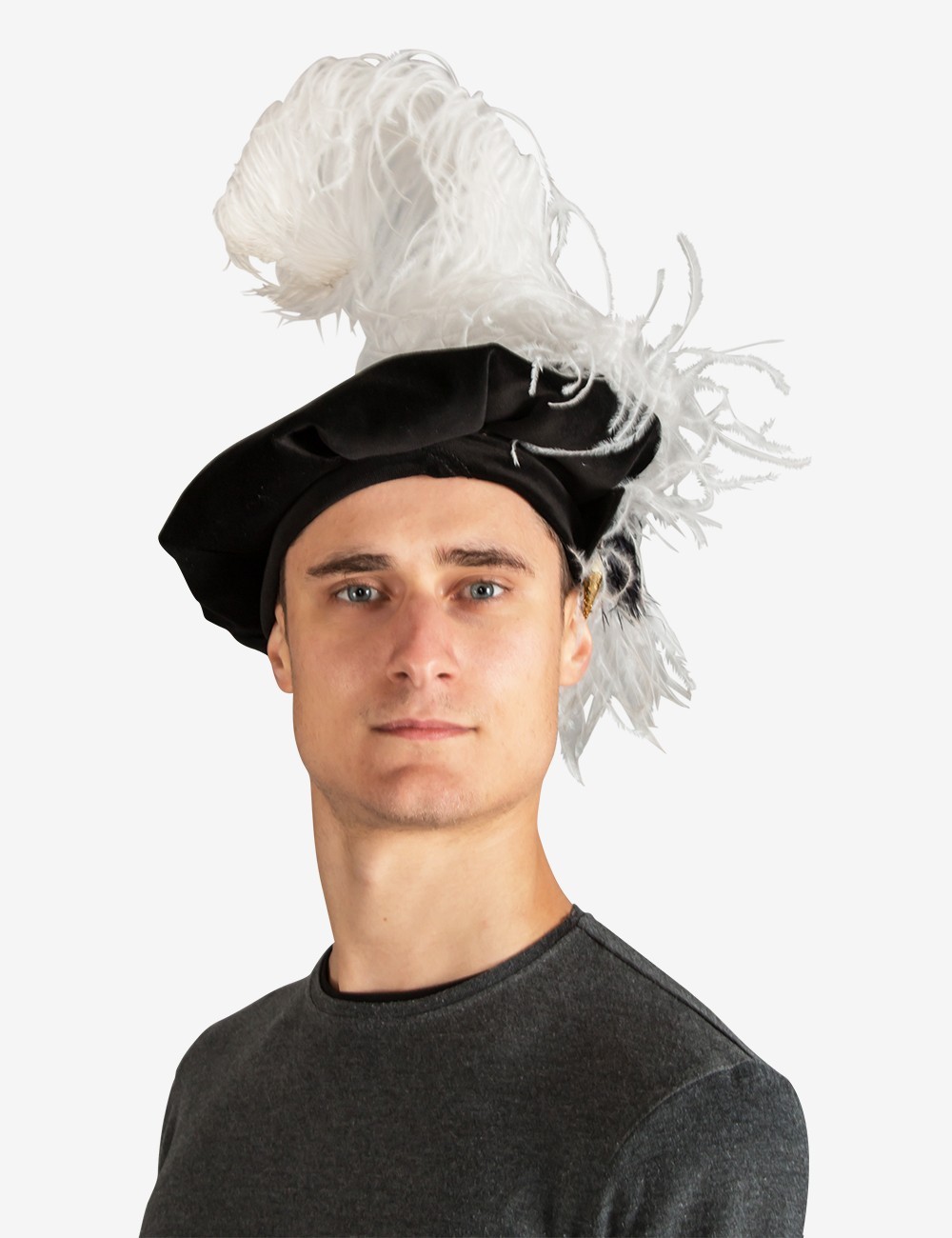 Man wearing a medieval hat