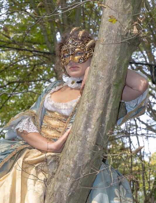 Duchess Columbina Gold