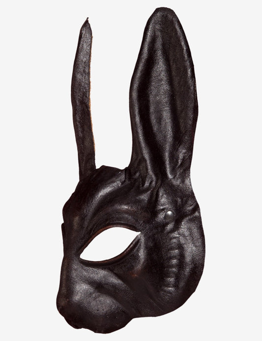 Coniglio Nero In Pelle