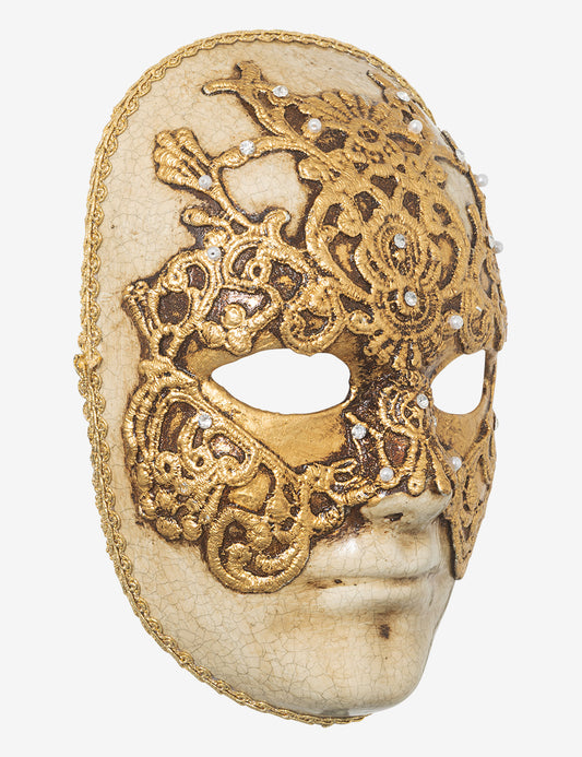 Masque en dentelle macramé